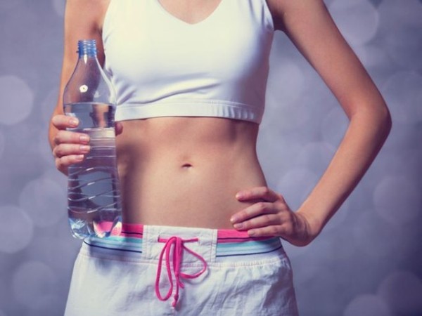 Lợi ích sức khỏe không thể ngờ được khi uống nước mỗi sáng thức dậy